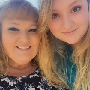 Meet your Posher, Jennie